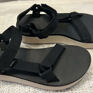 Teva Women's Original Flatform Universal Sandal Size 9